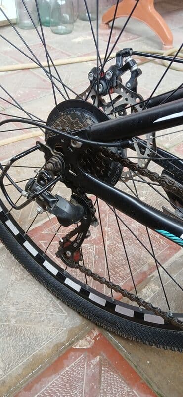 islenmis velosipedler: İşlənmiş Dağ velosipedi 29", sürətlərin sayı: 7, Ünvandan götürmə — 10