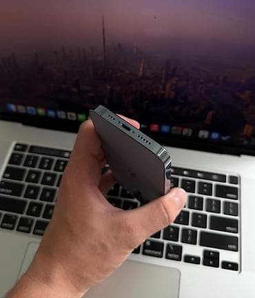 macbook 13 pro: IPhone 13 Pro, 128 GB, Sierra Blue, Zəmanət, Simsiz şarj, Face ID — 3
