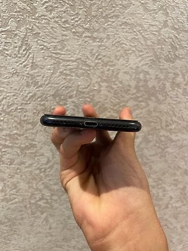 IPhone 7, 32 GB, Qara, Barmaq izi — 3