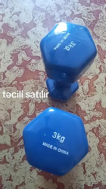 bas gitara: Məhsullar: - 3 kq-lıq mavi vinyl/neopren örtüklü altıbucaqlı hantel — 1
