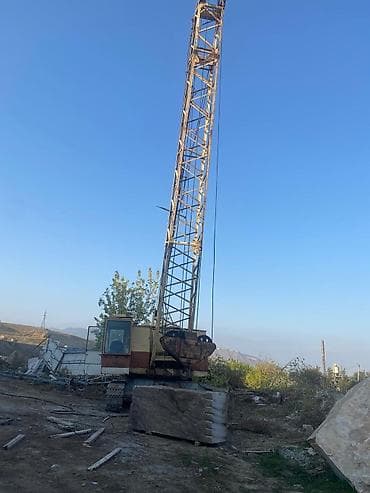 mersedes yuk: Sepli tırtıllı kran Rdk 25 ton. Tecili Xüsusiyyətlər: - Tırtıllı — 2