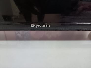 tilvizor: Televizor Skyworth LED ekran 82" — 2