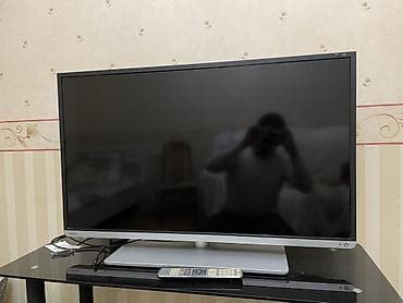 televizir: Televizor Toshiba LED ekran 40" — 2