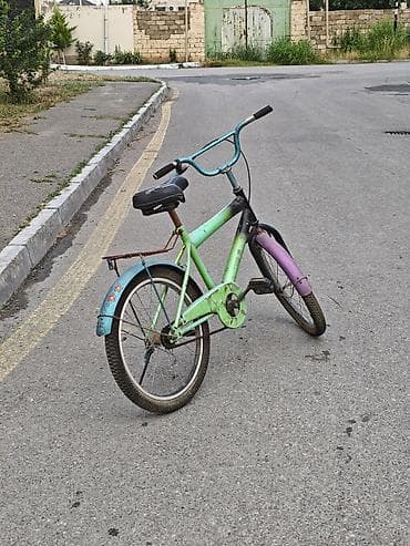 velesiped: Usta da olmayıb. Pedalında yüngülvari boşluq. başqa heç bir problemi — 4