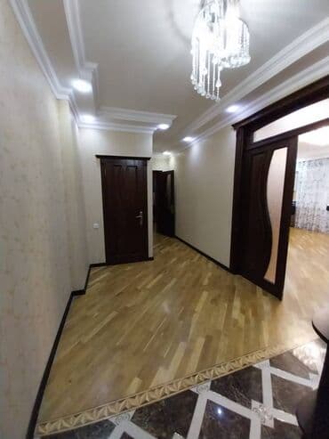 квартиры в баку в ипотеку: Sumqayıt şəhəri,1ci mkrda Göyərcin və Bazar yaxınlığında 10 mərtəbəli — 5