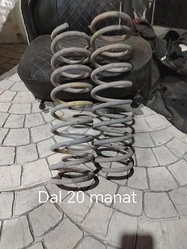 most 3 64: Avtomobil ehtiyat hissələri satılır: - Radiator (soyutma sistemi) – — 7