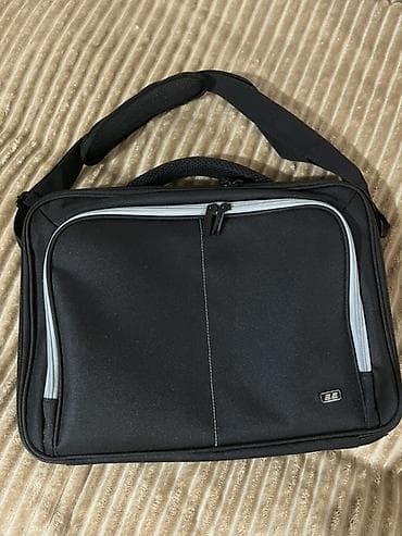 cib vayfayı: Noutbuk üçün çanta - Rəng: qara, boz xətt və fermuar detalları - — 1