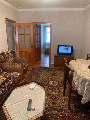 qarayev obyekt: Qaraev metrosuna yaxin 5 mertebeli binanın 5-ci mərtəbəsində — 14