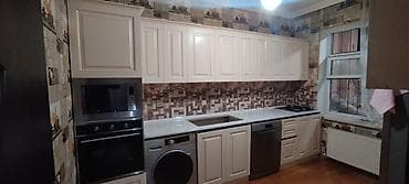 d10 mebel: Mətbəx mebel dəsti – klassik üslubda, krem rəngli fasadlarla - Yuxarı — 2