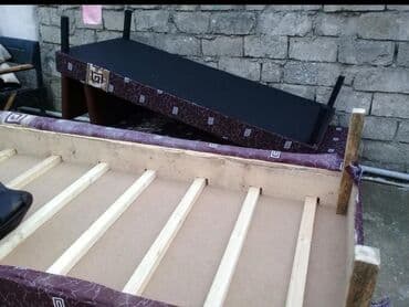 1 neferlik carpayilar: Kravat — 2