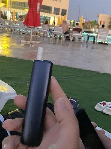 bil: Elektron tütün qızdırıcı cihaz - Kompakt və zərif dizayn: mat qara — 1