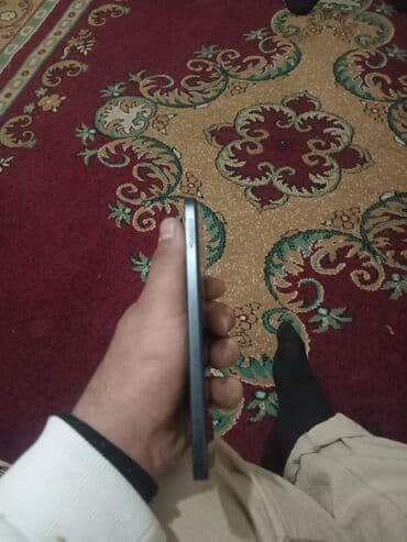 sogan ceken: Oppo A38, 128 GB, rəng - Qara — 4