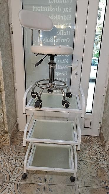 qardirob mebel: 💫 Salon üçün kreslo rəf *Qiymət 100 azn* Yaxşı vəziyyətdə Ünvan Köhnə — 1