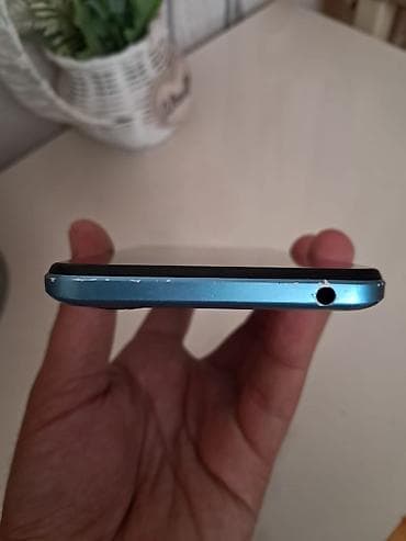 iphone 13 kabro: Itel smartfon - Rəng: mavi gövdə - Ekran: tam ekran, nazik çərçivələr — 4