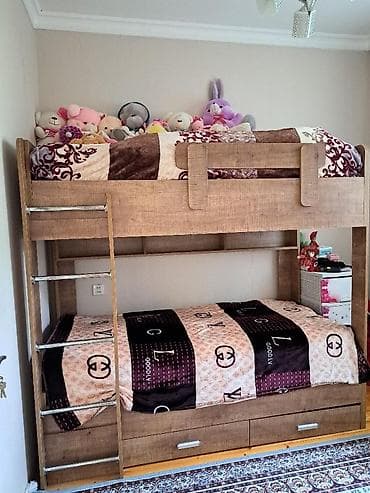 Mebel: Qız üçün, İşlənmiş, Çarpayı, Matras ilə, Siyirməli — 1