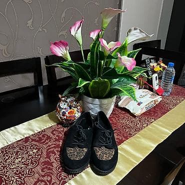 Tuflilər: Tuflilər, Ölçü: 42, rəng - Qara, İşlənmiş — 4