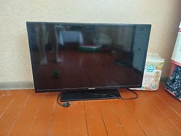 TV Alışı: Interneti var.sadece prablemi ekrani esir.son qiymeti 100 AZN.unvan — 1