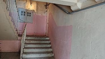 ev satisi sumqayit: Bakı, Yeni Günəşli Massiv V, 2 otaqlı, Köhnə tikili, m. Xalqlar Dostluğu, 64 kv. m — 3