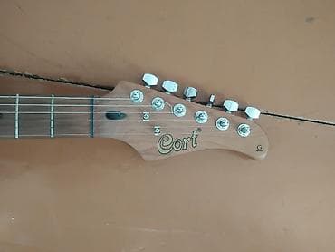 klasik gitara: Məhsul: Cort G Series elektrik gitara + NUX MG-100 multi-effekt — 1