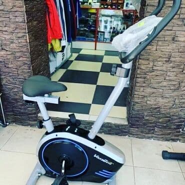 Hovuzlar: Velotrenajor ela vəziyyətdə. Bir çox velotrenajor Xizək Veloxizekler — 1