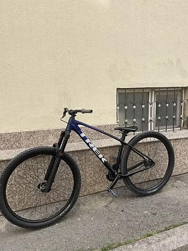 Trek hardtail dağ velosipedi Tecili satilir Trek Marlin 6 gen 3