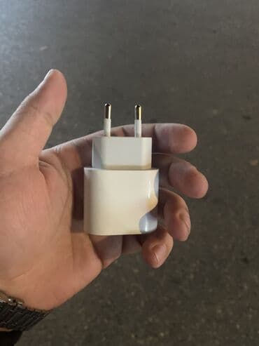 зарядка для смартфонов: Беспроводное зарядное устройство Apple, 20 Вт, Б/у — 3