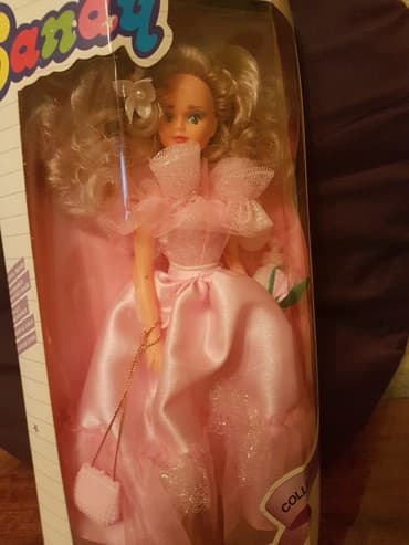 сколько стоит лабубу в азербайджане: ● K U K L A ● Təzə. Çin istehsalı. Hündürlüyü - 33 sm. Qiyməti - — 7