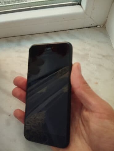 su qizdirici ariston: IPhone 7, 128 GB, Qara, Barmaq izi — 4