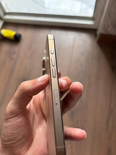 redmi 8 pro: IPhone 16 Pro, 256 GB, Desert Titanium, Zəmanət — 10