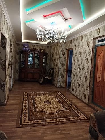 Sumqayit seheri Corat qesebesinde Cume mescidinin yaxınlığında, (12 ve — 5