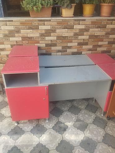 İşlənmiş, İşçi üçün, Dördbucaq masa