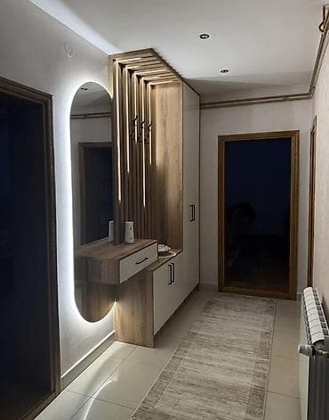 qab dolabi: Dəhliz üçün müasir dizaynlı gardırop və paltar asqısı dəsti - — 1