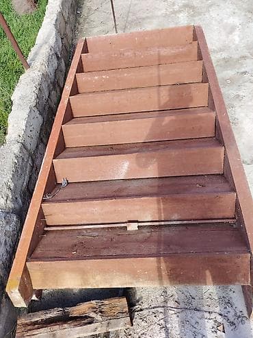 Taxta pilləkən qəlibi (monolit beton üçün) - Material: qalın taxta və