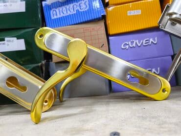 qapı desteyi: Qapı tutacağı dəsti – klassik/modern dizayn - Material: metal korpus — 1