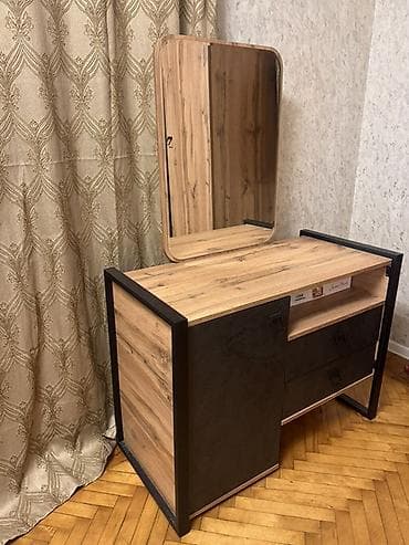 komodlar: 3 qapılı, Güzgülü, Qəhvəyi, Digər material, Açılan, Düz dolab — 5