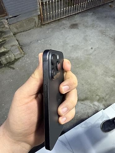 IPhone 15 Pro, 256 GB, Qara, Face ID