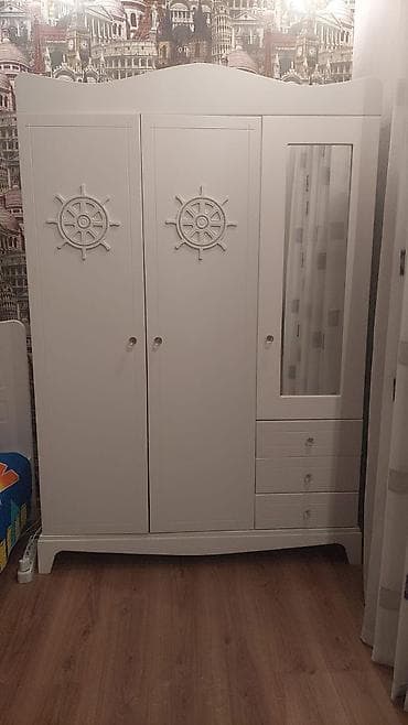 Sekine….Dolab 220 azn satilir‼️masin boyasidir unvan xirdalan kod6713y