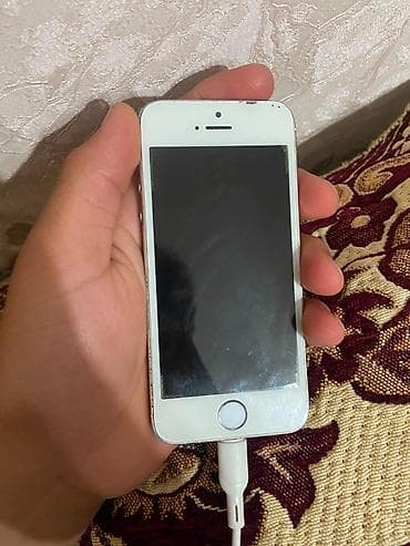 ayfon es 5: IPhone 5s, 16 GB, Black Titanium, Barmaq izi — 3