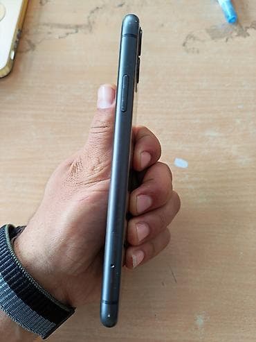 iphone 11 ag: IPhone 11, Qara — 2