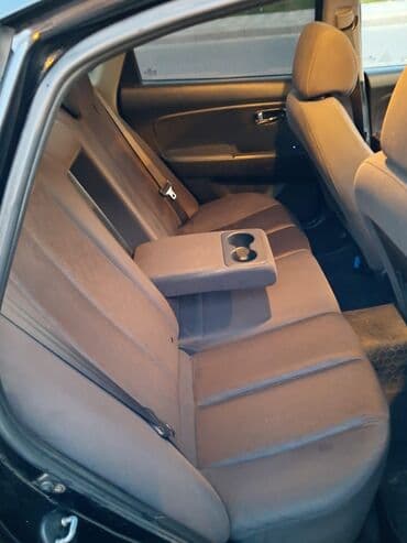 chevrolet malibu qiymeti: Hyundai Elantra: 1.6 l | 2010 il Sedan — 4