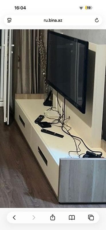 İşlənmiş, Düz TV altlığı, Polkasız, Laminat — 2