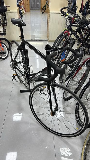 vesebet satışı: Şosse və şəhər sürüşləri üçün müxtəlif velosipedlər Mövcud — 3