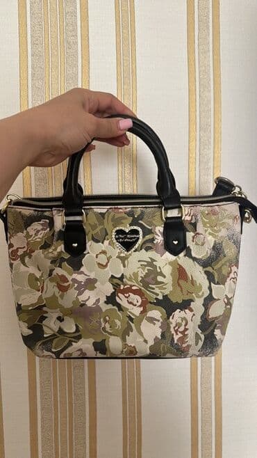 женские шлепанцы с мехом: - Tünd qəhvəyi rəngdə xəz. Ölçü 44-48, 2 dəfə toya geyinilib, əla — 8