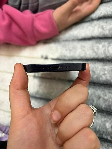 ucuz telefonlar iphone: IPhone 12, 128 GB, Qara — 4