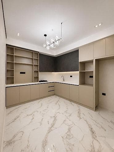 Mənzillər: Satılır 3 otaqlı yeni tikili 115 m², 28 May m. Kateqoriya Yeni tikili — 4