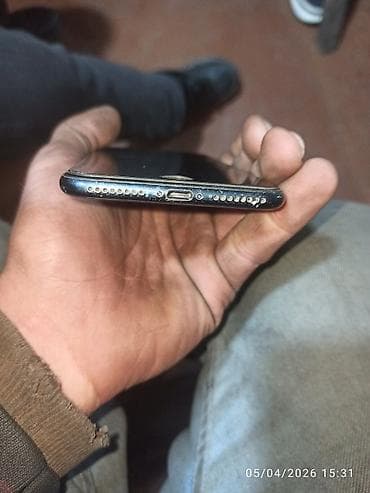 iphone 7 barter: IPhone 7 Plus, 128 GB, Qara, Barmaq izi — 2