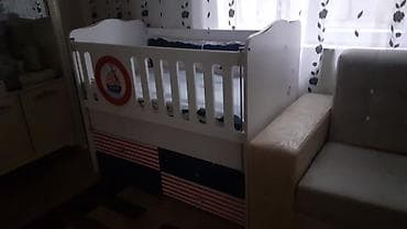 Beşiklər: Oğlan və qız üçün, Yeni, Beşik, Matras ilə, Yellənmə mexanizm ilə — 2