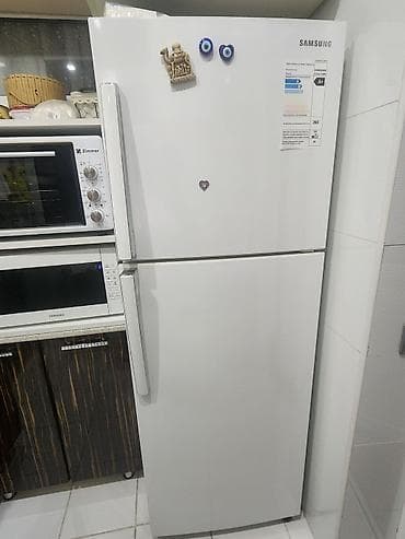 Soyuducular: 2 qapılı Samsung Soyuducu Satılır, rəng - Ağ — 1