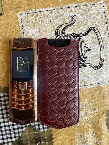 nokia art: Vertu rəng - Qızılı, Düyməli — 9