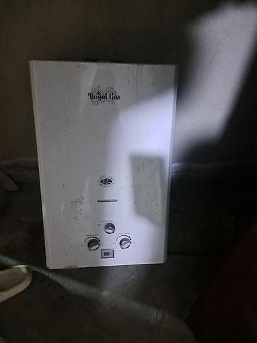 Royal Gas qazla işləyən su qızdırıcısı - Divara quraşdırılan model